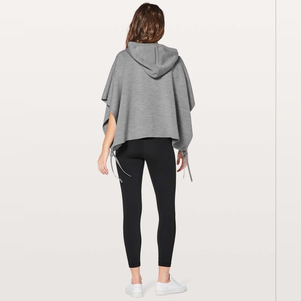 Lululemon All In A Day Hooded Poncho O/S in EUC - Picture 2 of 12